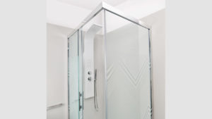 Delo - Selene bianca colonna doccia - cod 1350903 - foto ambientata5