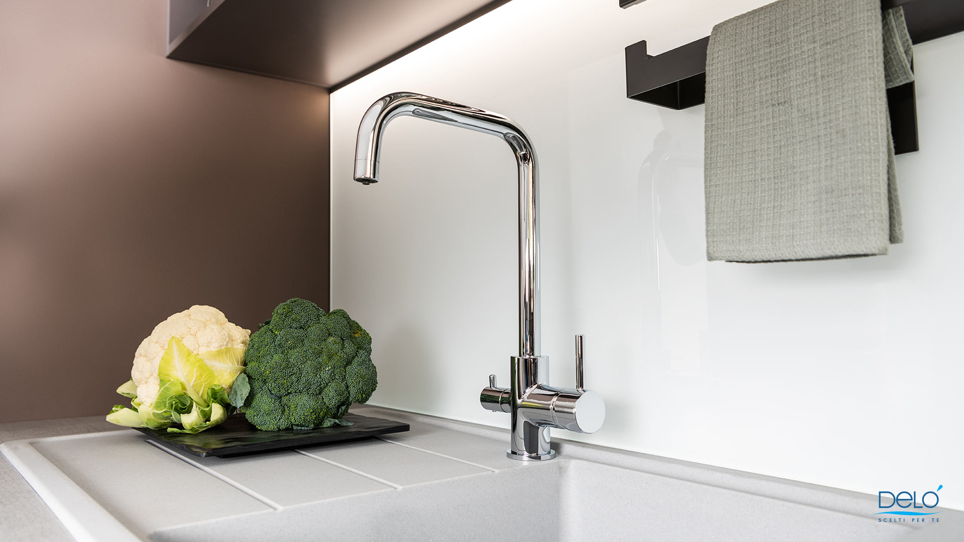 Delo GIULIO miscelatore da cucina 3 acque -cod 3001000- foto ambientata4