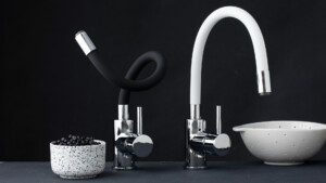 Delo AMEDEO bianco e nero miscelatore da cucina 3005051 - foto ambientata 1