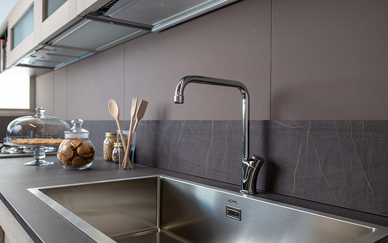 Delò - blogpost come risparmiare acqua - miscelatore cucina ALESSIO- cod 3008851