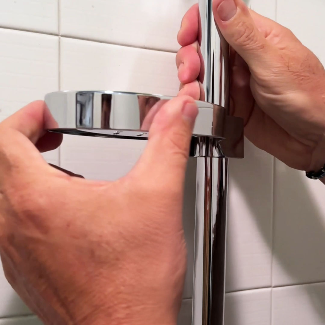 Delo blogpost - sostituire saliscendi doccia - portasapone